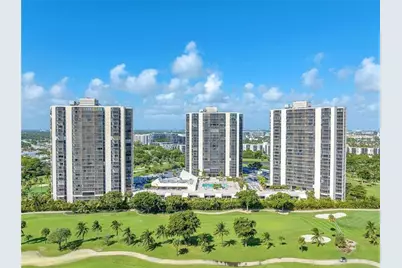 20301 W Country Club Dr, Unit #1222, Aventura, FL 33180 - Photo 1