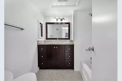 9 NE 19th Ct, Unit #111C, Wilton Manors, FL 33305 - Photo 7