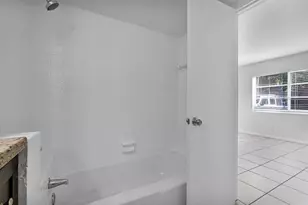 9 NE 19th Ct, Wilton Manors, FL 33305 - Photo 9