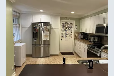 1552  Barcelona Way, Unit #6-19, Weston, FL 33327 - Photo 3