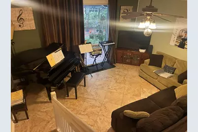 1552  Barcelona Way, Unit #6-19, Weston, FL 33327 - Photo 7