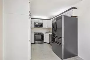 13770 Oneida Dr, Delray Beach, FL 33446 - Photo 3