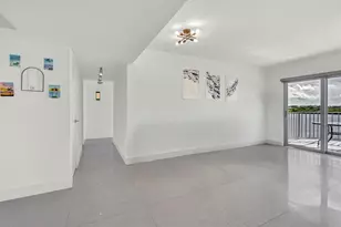 11930 N Bayshore Dr, North Miami, FL 33181 - Photo 37