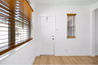 412 SE 16th St, Unit #6, Fort Lauderdale, FL 33316 - Photo 9