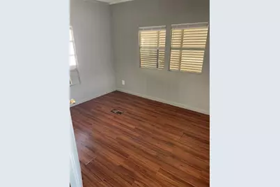 8551 SW 22nd St, Davie, FL 33324 - Photo 7