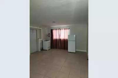 1300 NW 61st Ave, Unit #102, Sunrise, FL 33313 - Photo 3