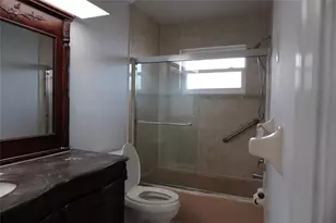 1050 E Sample Rd, Pompano Beach, FL 33064 - Photo 11