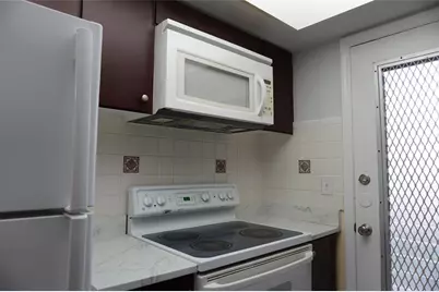 1050 E Sample Rd, Unit #104, Pompano Beach, FL 33064 - Photo 7