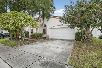 1601 SW 106th Ter, Davie, FL 33324 - Photo 1