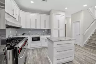 19309 SW 64th St, Fort Lauderdale, FL 33332 - Photo 17