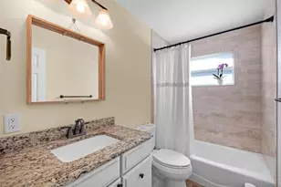 2250 NE 35th St, Lighthouse Point, FL 33064 - Photo 23