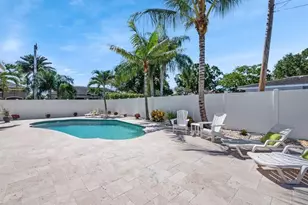 2250 NE 35th St, Lighthouse Point, FL 33064 - Photo 11