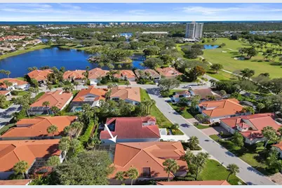 3459  Lantern Bay Dr, Jupiter, FL 33477 - Photo 9