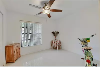 65  Centennial Ct, Deerfield Beach, FL 33442 - Photo 21