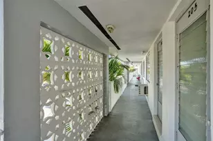 2000 NE 51st Ct, Fort Lauderdale, FL 33308 - Photo 9