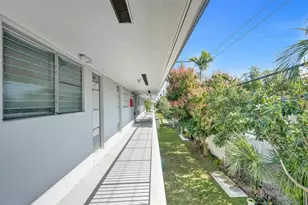 2000 NE 51st Ct, Fort Lauderdale, FL 33308 - Photo 7