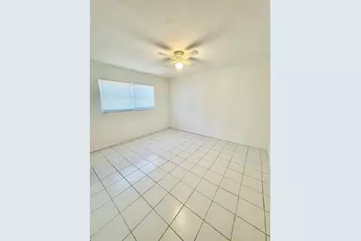 46 SE 14th St, Dania Beach, FL 33004 - Photo 3