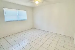 46 SE 14th St, Dania Beach, FL 33004 - Photo 3