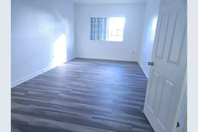 3684 NW 29th Ct, Lauderdale Lakes, FL 33311 - Photo 15