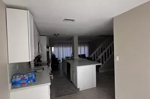 8251 NW 8th Pl, Plantation, FL 33324 - Photo 11