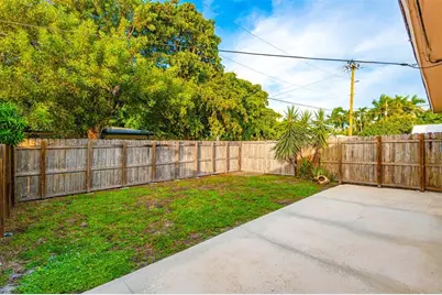 2581 NE 11th Ct, Unit #2585, Pompano Beach, FL 33062 - Photo 25