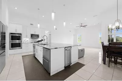 2920  Oak Tree Drive, Oakland Park, FL 33309 - Photo 9