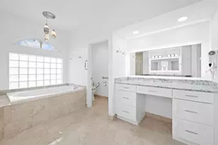 2920 Oak Tree Dr, Oakland Park, FL 33309 - Photo 25