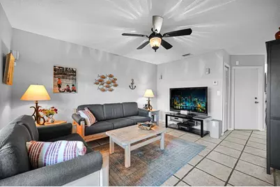 251 W Forest Oak Cir, Davie, FL 33325 - Photo 9