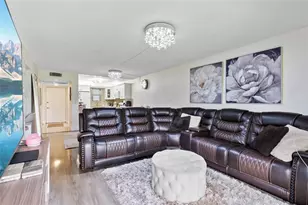 9300 SW 8th St, Boca Raton, FL 33428 - Photo 9