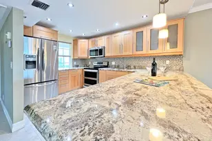 3510 Oaks Way, Pompano Beach, FL 33069 - Photo 15