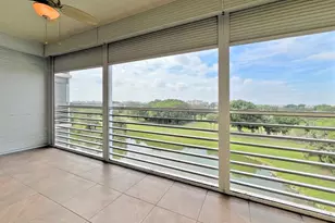 3510 Oaks Way, Pompano Beach, FL 33069 - Photo 23