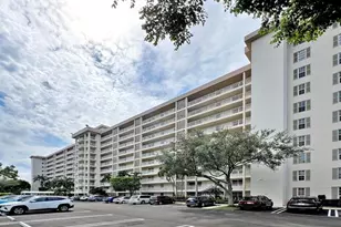 3510 Oaks Way, Pompano Beach, FL 33069 - Photo 47