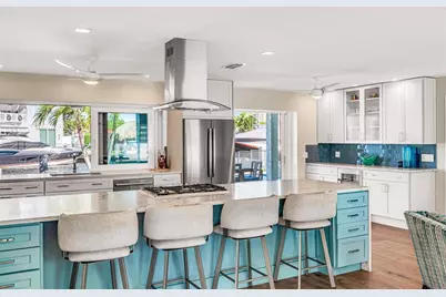 2851 NE 9th St, Pompano Beach, FL 33062 - Photo 7