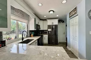 7240 NW 11th St, Plantation, FL 33313 - Photo 11