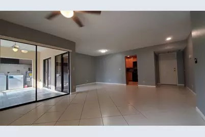 3831  Cocoplum Cir, Unit #3592, Pompano Beach, FL 33063 - Photo 9