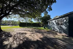 45 NE 146th St, Miami, FL 33161 - Photo 1