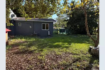 45  NE 146th St, Unit #B, Miami, FL 33161 - Photo 15