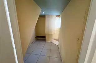 45 NE 146th St, Miami, FL 33161 - Photo 13