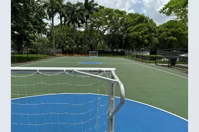 4375  Foxtail Ln, Weston, FL 33331 - Photo 77