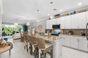 651 SW Glen Crest Way, Stuart, FL 34997 - Photo 5