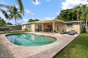 10430 NW 19th St, Pembroke Pines, FL 33026 - Photo 25