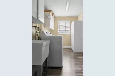 10430 NW 19th St, Pembroke Pines, FL 33026 - Photo 21