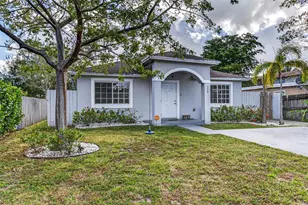 348 NW 40th Ct, Oakland Park, FL 33309 - Photo 1