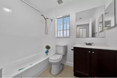 348 NW 40th Ct, Oakland Park, FL 33309 - Photo 23