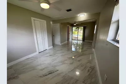 765 E Dayton Cir, Fort Lauderdale, FL 33312 - Photo 21