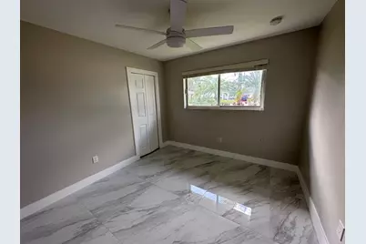 765 E Dayton Cir, Fort Lauderdale, FL 33312 - Photo 17