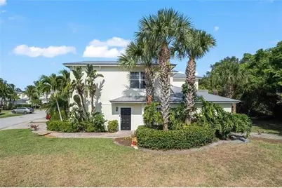 2601  Creekside Dr, Fort Pierce, FL 34981 - Photo 7