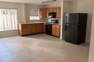 7910 Taft St, Pembroke Pines, FL 33024 - Photo 5