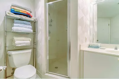 20185 E Country Club Dr, Unit #1709, Miami, FL 33180 - Photo 21