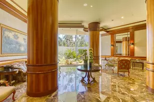 20185 E Country Club Dr, Miami, FL 33180 - Photo 33